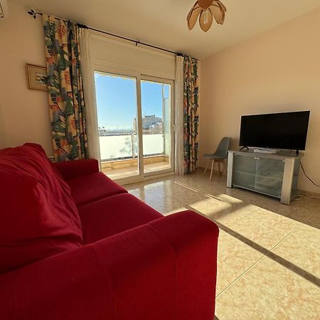 Piso En El Centro Con Vistas Al Mar Y Balcon Roses Exterior foto
